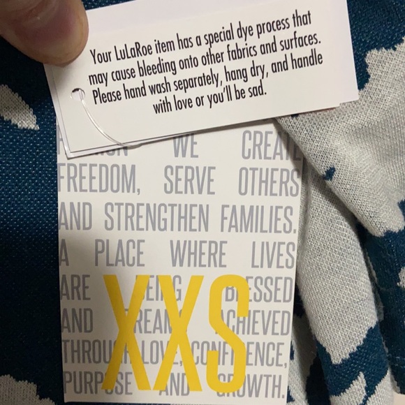 LULAROE Irma Flowy Short Sleeve T Shirt Blouse Tee Floral Green XXS 2XS NEW BNWT - Picture 5 of 8